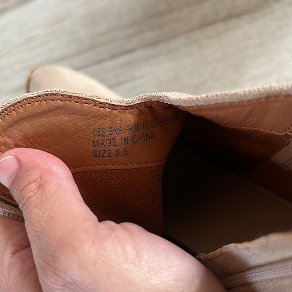 NWOT Beast Fashion Side Detail Faux Suede Taupe Booties - Picture 7 of 8